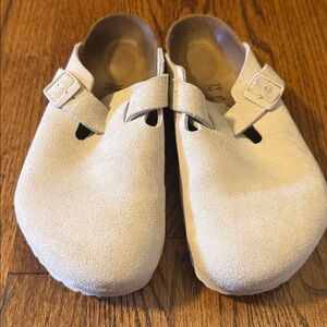 Birkenstock Cream Suede Mules
